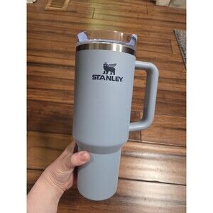 RARE Stanley Flowstate Quencher 40 oz Blue Chambray Tumbler Blue Gray No Straw